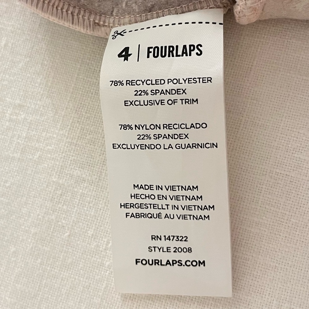 Fourlaps Sports Bra - Picture 7 of 8